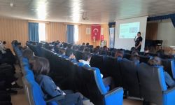 Eskişehir’de siber suçlara karşı harekete geçildi: Yüzlerce öğrenciye eğitim verildi