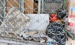 Eskişehir’in merkezinde metruk bina endişe yaratıyor