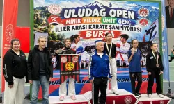 Karatecilerden beş ikincilik!