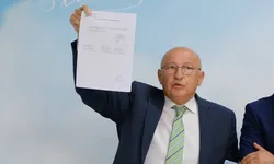 Utku Çakırözer’den Vakıflar’a isyan: Bu yanlış karardan derhal dönülmeli