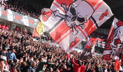 Eskişehirspor'un bando takımı maça damga vurdu