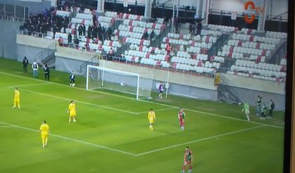 Eskişehirspor taraftarı stadyumu terk etti