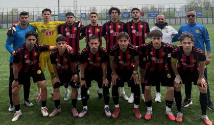 Eskişehirspor'un gençleri Play-Off'ta son 16'da