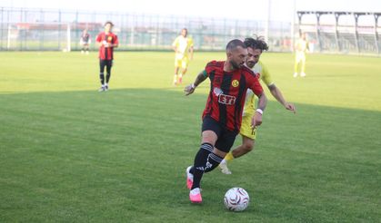 Eskişehirspor'da Beykan Şimşek'ten güven veren performans