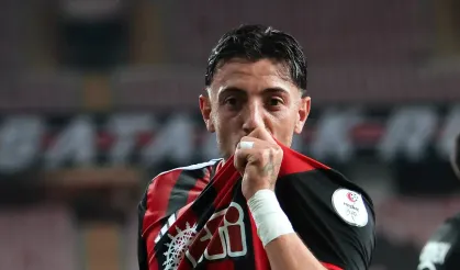 Eskişehirspor'da muhteşem ortaya klas kafa