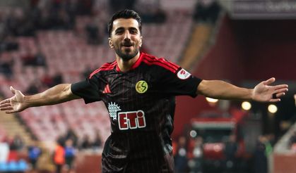 Eskişehirspor'da Hasan Kaya yine şovunu yaptı