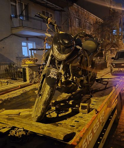 Eskişehir'de yarışa katılan genç polisten kaçamadı