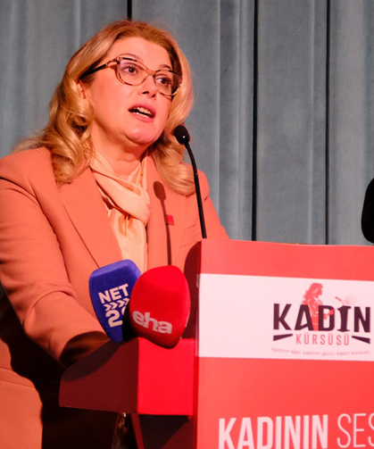 Asu Kaya Eskişehir’de konuştu: “Hiçbir kadının elini bırakmayacağız”