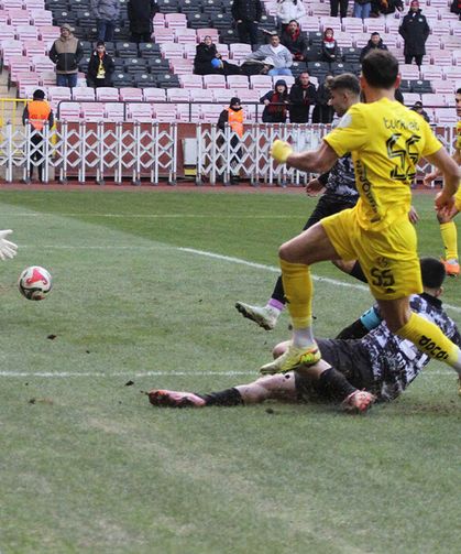 Christopher Jakob Aydemir gol bulmaya devam ediyor
