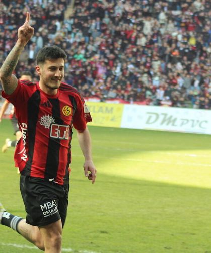 Ozan İsmail Koç gol perdesini açtı