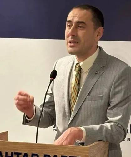 “Hobi bahçeleri tartışması bir hukuk meselesi değil, açık bir yönetim ve sorumluluk krizidir"