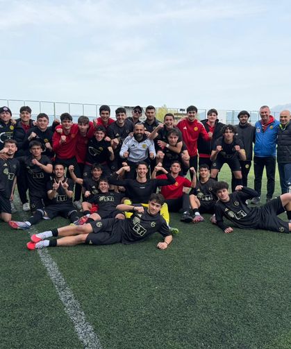 Eskişehirspor U19 Arnavutköy karşısında