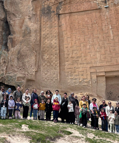 Rehberler ve öğrenciler Frig Vadileri’ni keşfetti