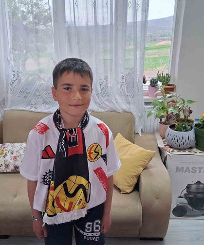 Eskişehirspor'un minik taraftarı biletsiz kaldı