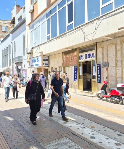 Eskişehir’de hamamda fenalaşan çocuk hayatını kaybetti