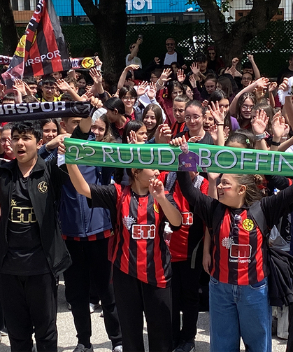 Minik Eskişehirspor taraftarlarından takıma tam destek!