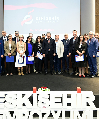 Vali Yılmaz Eskişehir Sempozyumu’nda akademisyenlerle buluştu