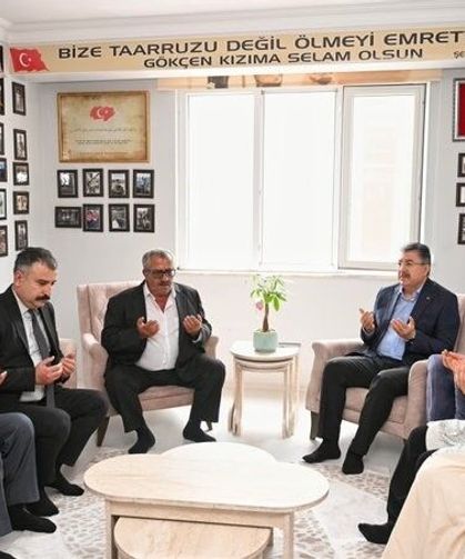 Vali Yılmaz Şehit Recep Çetin’in ailesini ziyaret etti