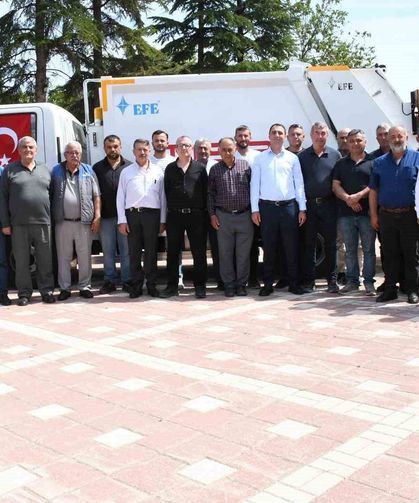 Beylikova Belediyesi'ne hibe edilen çöp aracı hizmete girdi