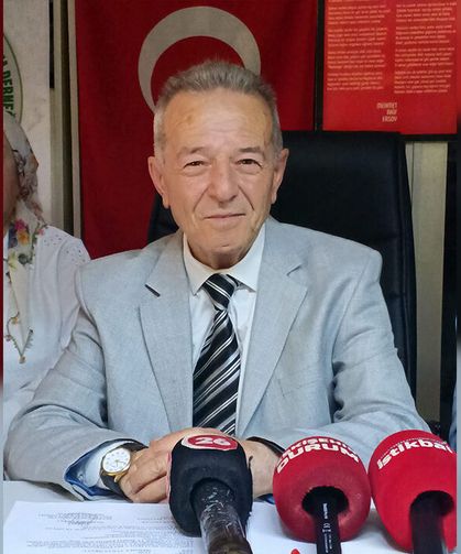"İlçelerde yatırım yok göç var"