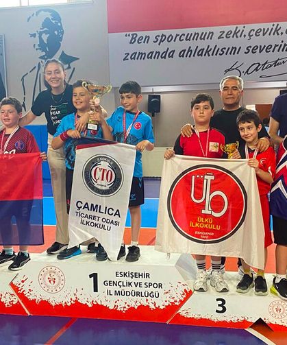 Minik raketler kürsü için yarıştı