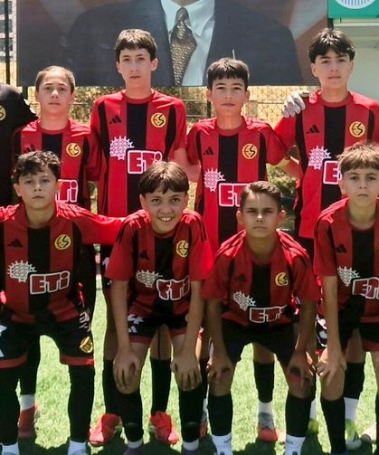 Şampiyonluk düğümü ekstra maça kaldı