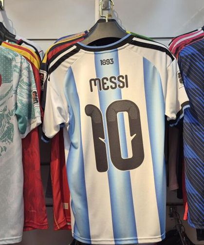 Eskişehir'de Dünya Kupası etkisi: Messi formalarına yoğun ilgi