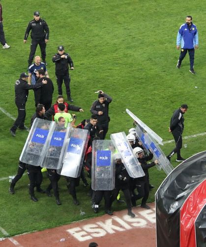 Eskişehirspor 3 maç taraftarsız oynayacak