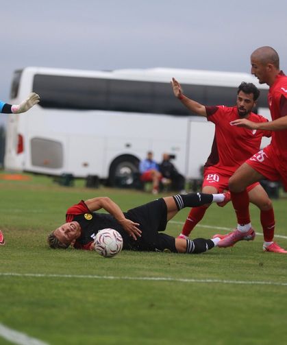 Eskişehirspor sertlik testinden geçti