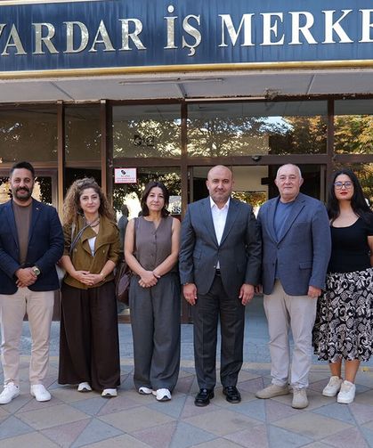 AK Parti Eskişehir İl Başkanı Albayrak’tan ÇGD’ye ziyaret: Gazetecilerin sorunları masada