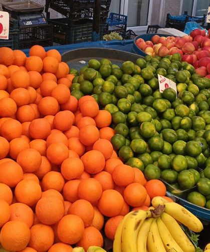 Eskişehir pazarlarında kış meyveleri tezgaha çıktı