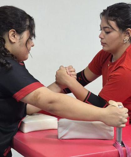 Eskişehir’de Gaziler Günü’ne özel bilek güreşi turnuvası