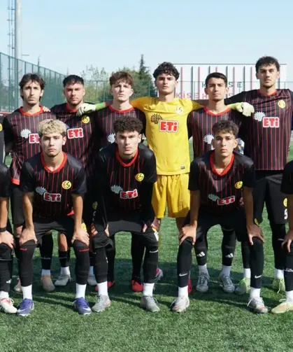 Es-Es gençleri Sarıyer’i devirdi (2-0)
