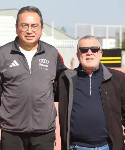 Eskişehir Demirspor Başkanı Hünerlier: “Bu emek hırsızlığı!”