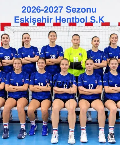 Eskişehir Hentbol Polatlı önünde
