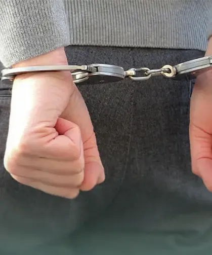 Eskişehir'de yasaklı madde operasyonu: 1 kiloya yakın madde ele geçirildi