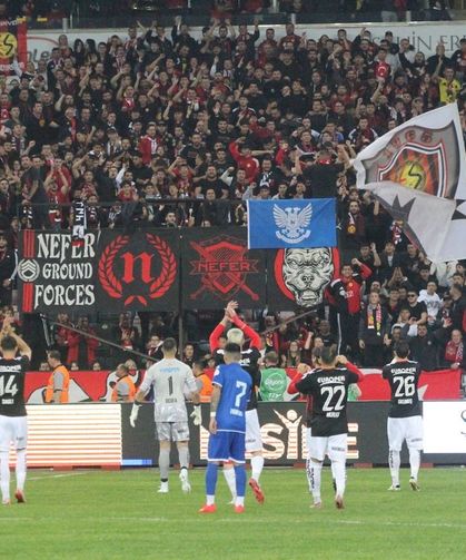 Eskişehirspor taraftarları 169 gün sonra takımıyla buluştu