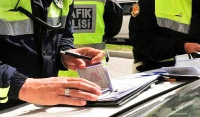 Eskişehir'de trafik denetimlerinde 10 bin adet ceza yazıldı