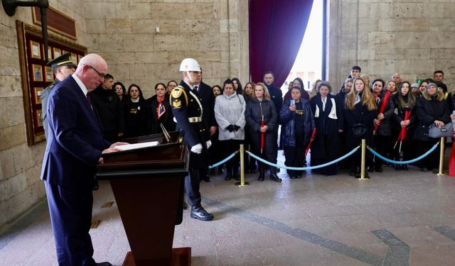 "Atatürk’e ve devrimlerine sahip çıkmak boynumuzun borcudur"