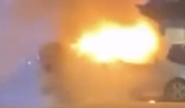 Bursa'da akşam saatlerinde araç yangını