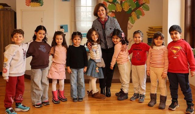 Eskişehir'de Sanat Sokağı çocukların sesiyle yankılandı