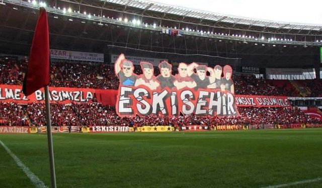 Eskişehirspor taraftarından Ayşe Ünlüce’ye reklam desteği talebi