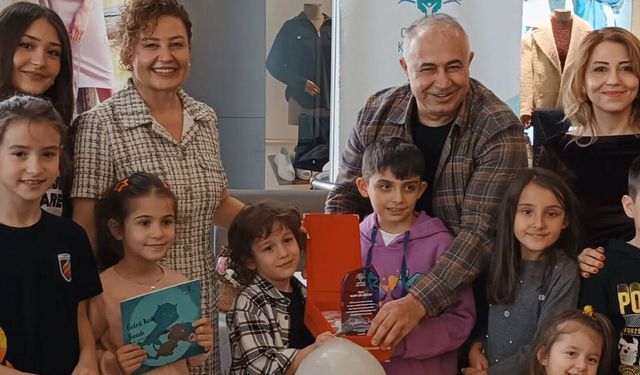 Gül Düzcan minik okurlarıyla buluştu