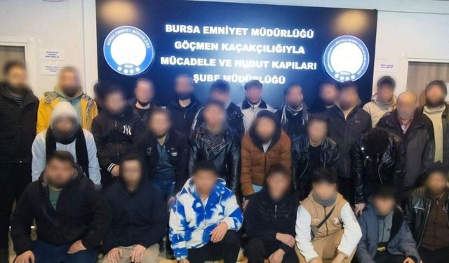Göçmen kaçakçılığı operasyonu: 29 yabancı uyruklu şahıs yakalandı