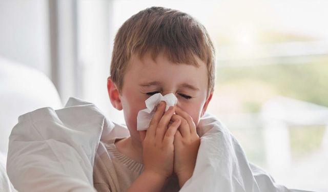 "Çocuklarda öksürük ve hırıltıya karşı dikkat"