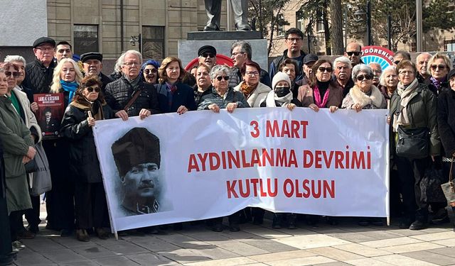 3 Mart Devrim Yasalarının kabulü için tören düzenlendi
