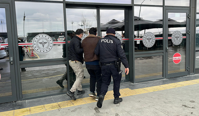 Eskişehir'de durakta yasaklı madde kullanan şahıs yakalandı