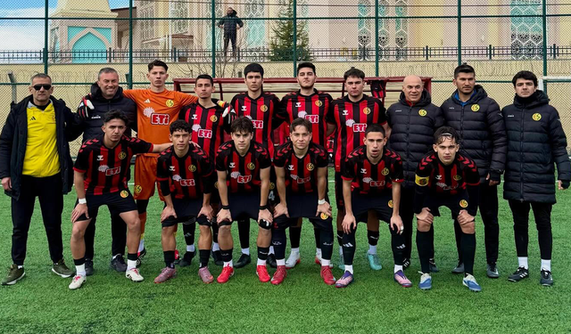 Eskişehirspor U19 Sarıyer ile berabere kaldı ( 2-2)