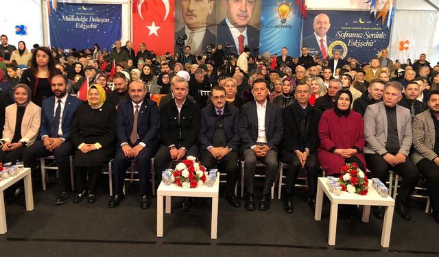 Gürhan Albayrak: "Eskişehir yıllardır algı belediyeciliği kıskacındadır"