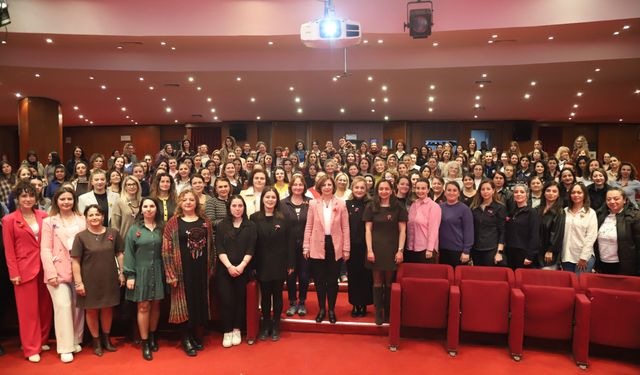 Eskişehir “Kadın Sağlığı Sorunları” seminerine yoğun katılım